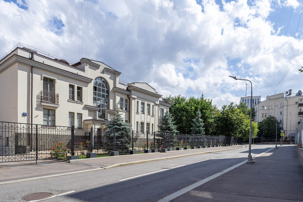 Роскошная квартира на Малой Полянке