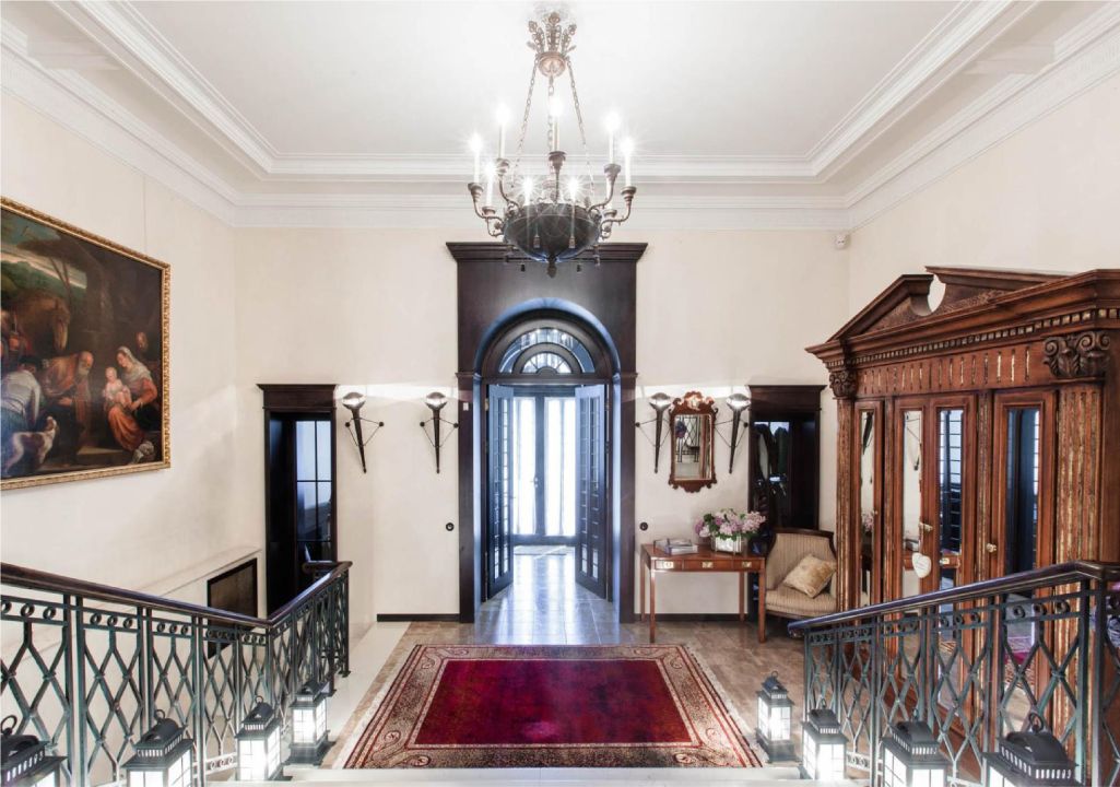 Резиденция в поселке Раздоры